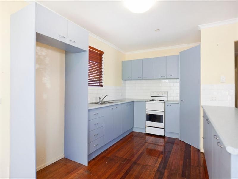 42 Avadne Street, Lota QLD 4179