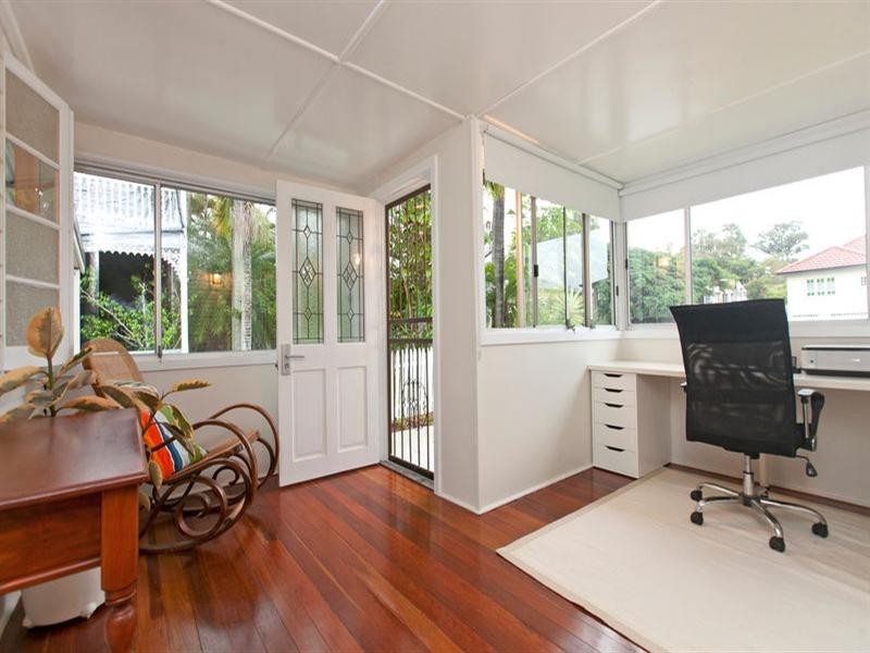 58 Wilde Street, Wynnum QLD 4178