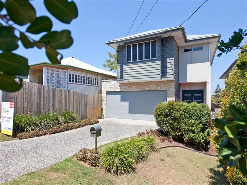22 Montrose Parade, Wynnum West QLD 4178