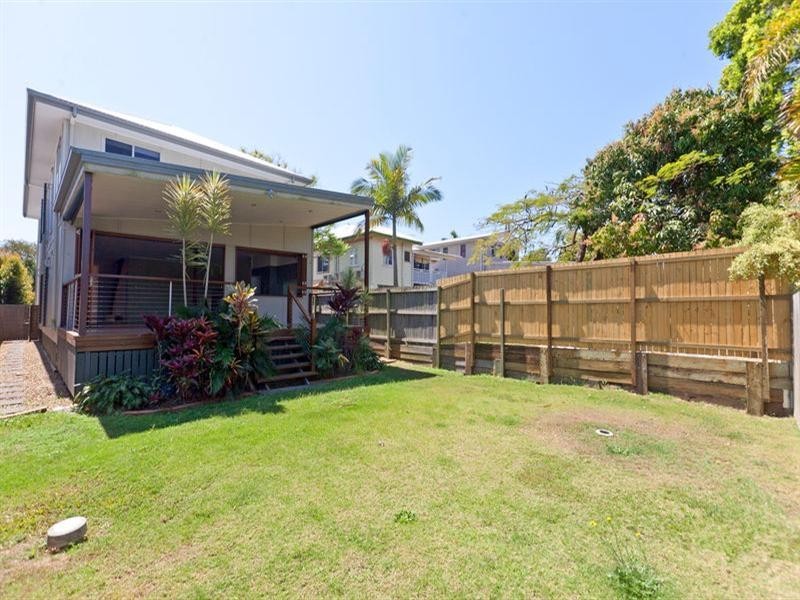 22 Montrose Parade, Wynnum West QLD 4178
