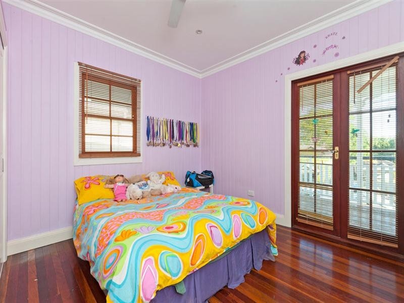 45 Tamaree Avenue, Wynnum QLD 4178