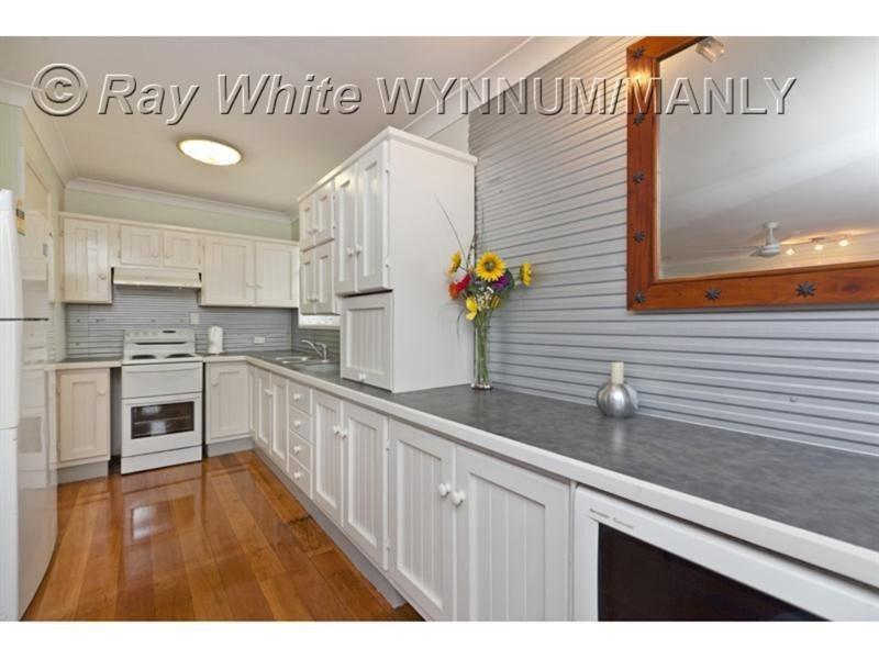 249A Kianawah Road, Wynnum West QLD 4178