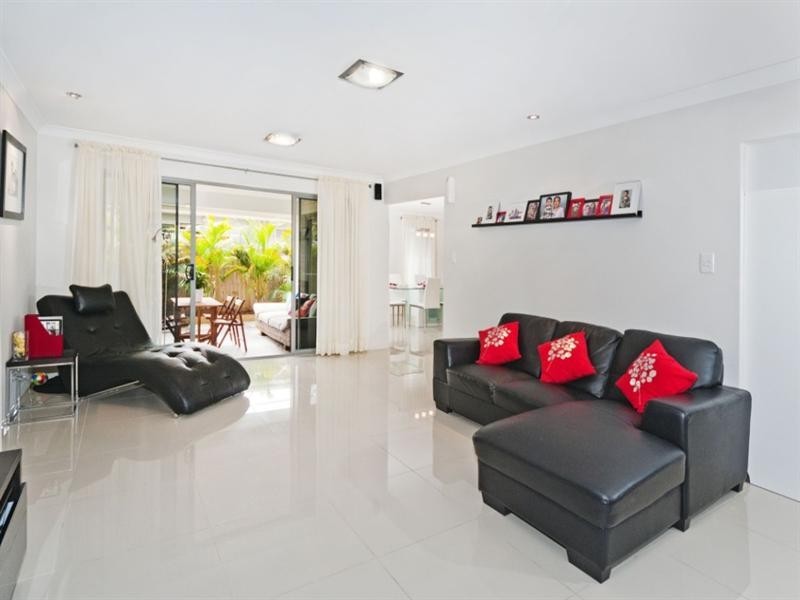 17 KOORINGAL, Tingalpa QLD 4173