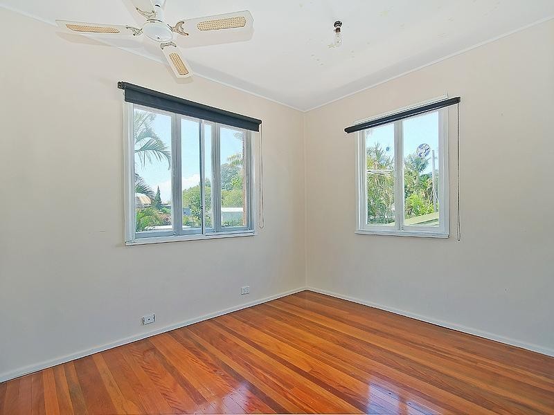 873 ESPLANADE, Lota QLD 4179