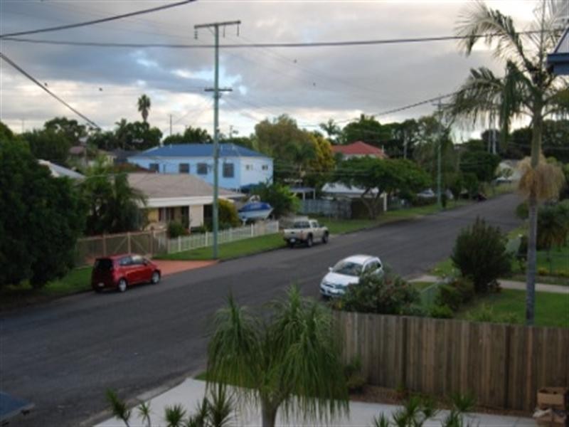 27 Davidson Street, Wynnum QLD 4178