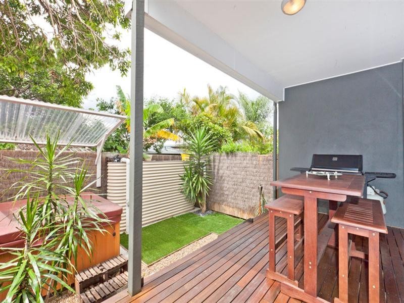 3/100 BRIDE Street, Wynnum QLD 4178