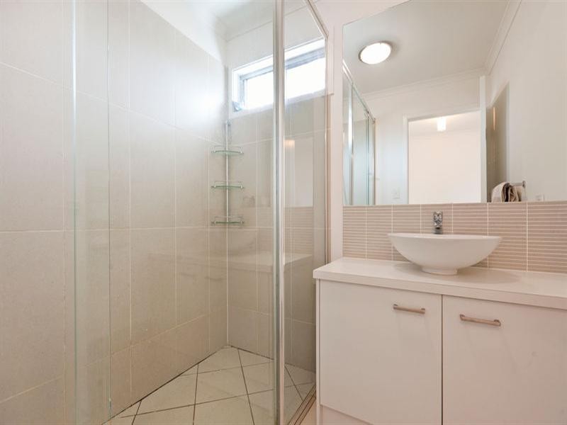 3/100 BRIDE Street, Wynnum QLD 4178