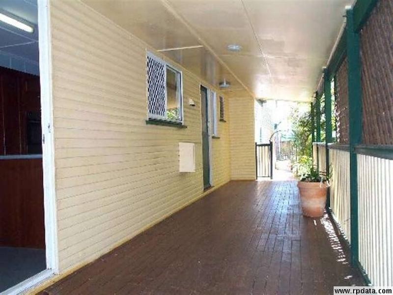 28 Tulkara Street, Manly West QLD 4179