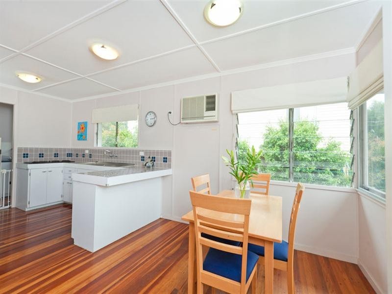 26 Meilandt Street, Wynnum QLD 4178