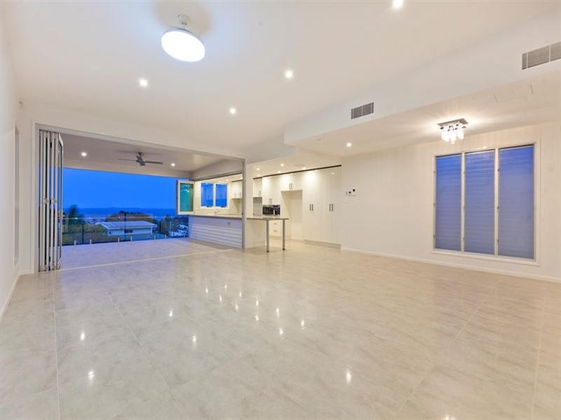 36 Melville Terrace, Wynnum QLD 4178