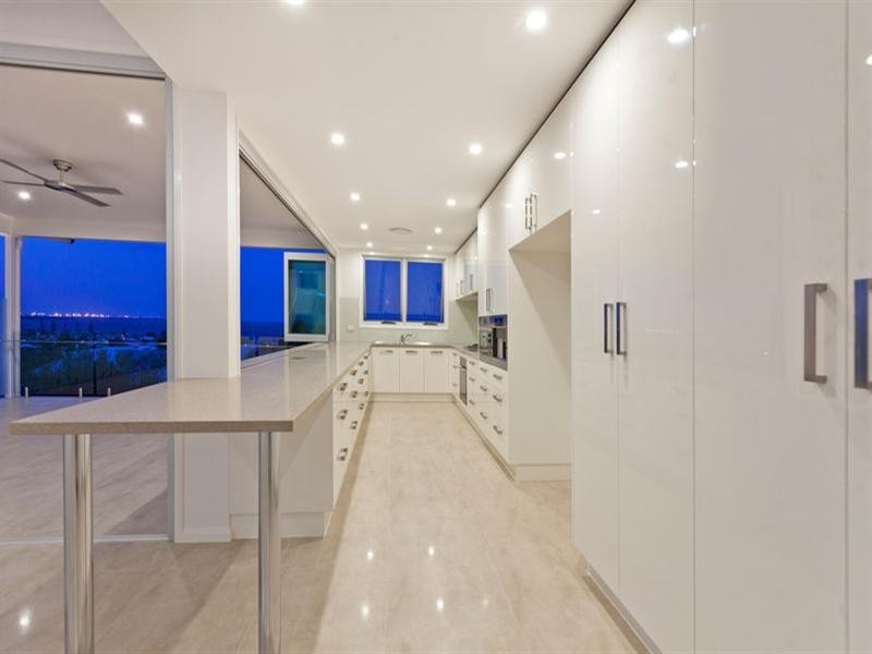 36 Melville Terrace, Wynnum QLD 4178