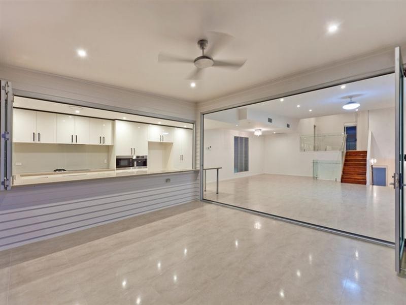36 Melville Terrace, Wynnum QLD 4178