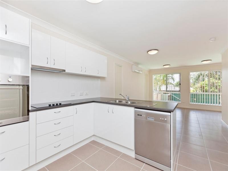 71 Joffre Street, Wynnum QLD 4178