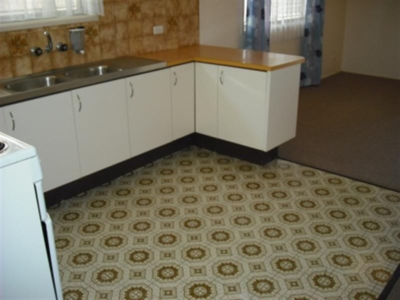 19 Walnut Street, Wynnum QLD 4178