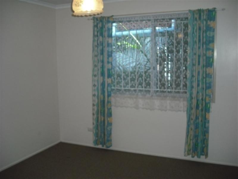 19 Walnut Street, Wynnum QLD 4178