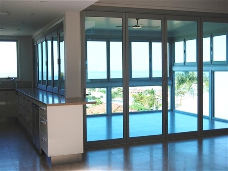 36 Melville Terrace, Wynnum QLD 4178