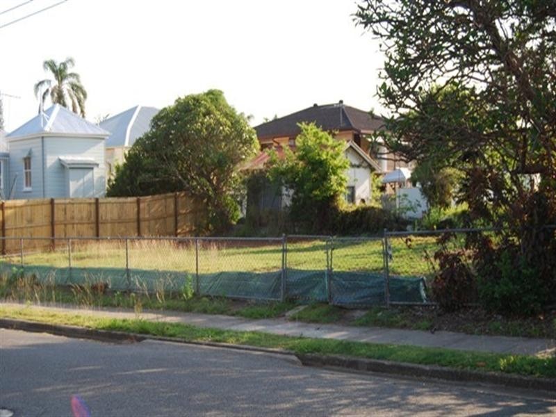 94 Coreen Street, Wynnum QLD 4178