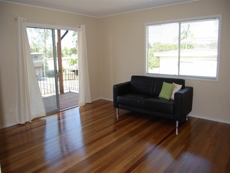 27 Redford Street, Kingston QLD 4114