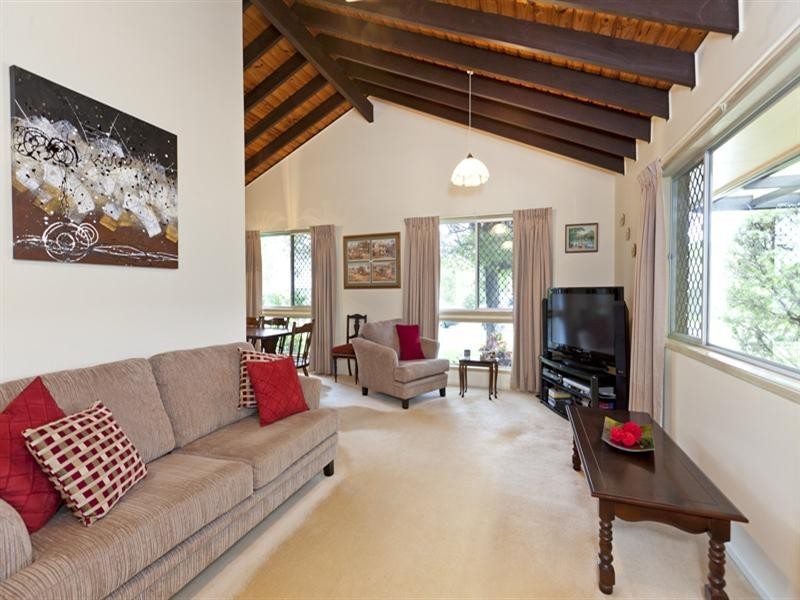 19 Gateway Street, Wynnum West QLD 4178