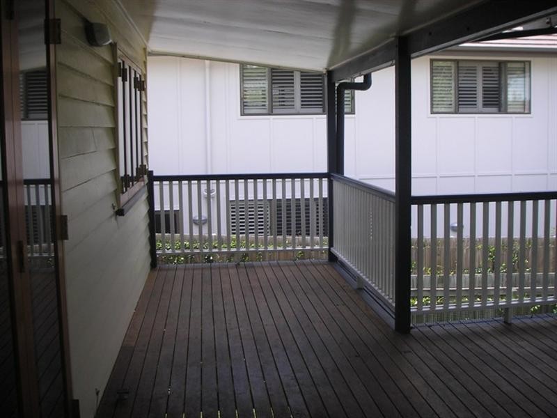 34 Tamaree Avenue, Wynnum QLD 4178