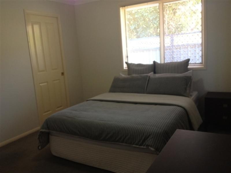 8 Ashlar Court, Wynnum West QLD 4178