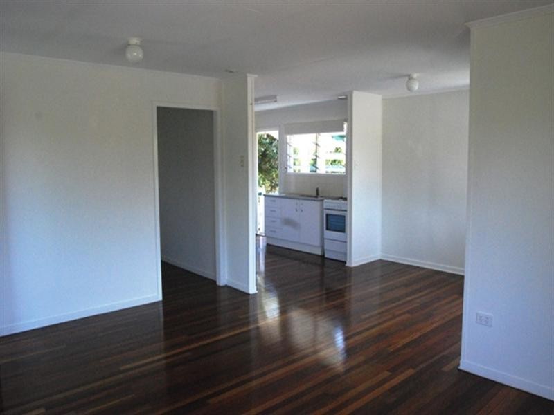 28 Gateway Street, Wynnum West QLD 4178