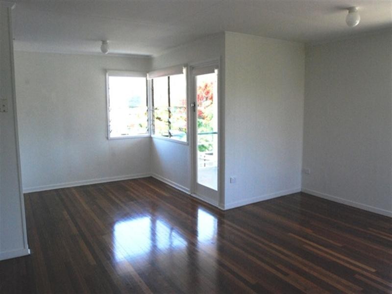 28 Gateway Street, Wynnum West QLD 4178