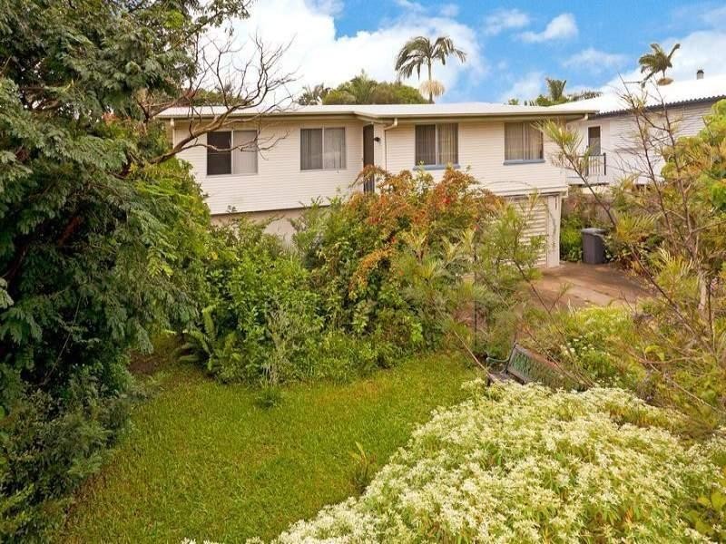 24 Malabar Street, Wynnum West QLD 4178