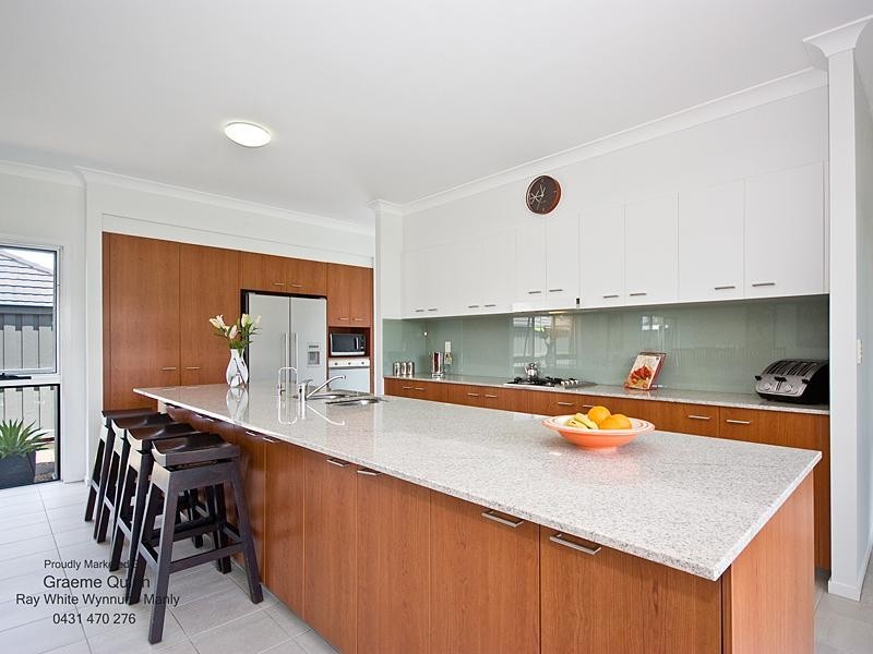 17 GOULBURN Way, Wakerley QLD 4154
