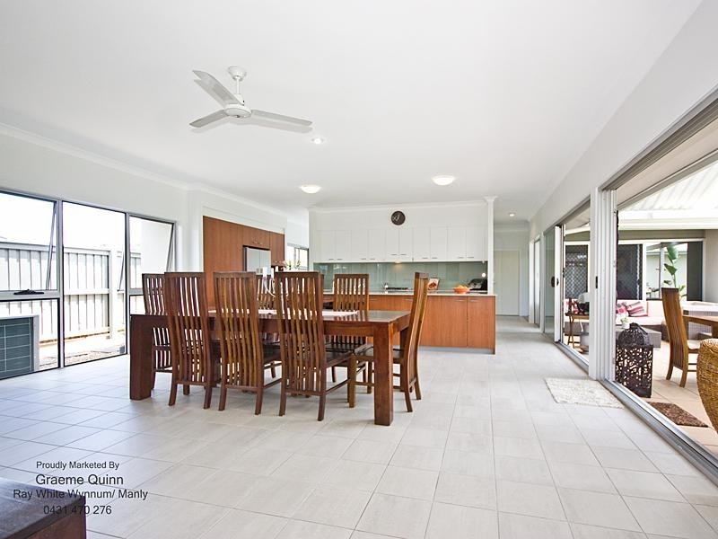 17 GOULBURN Way, Wakerley QLD 4154