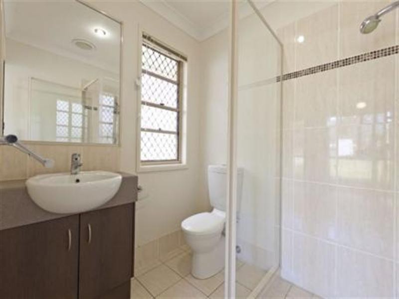 65 Bulgin Street, Wynnum West QLD 4178