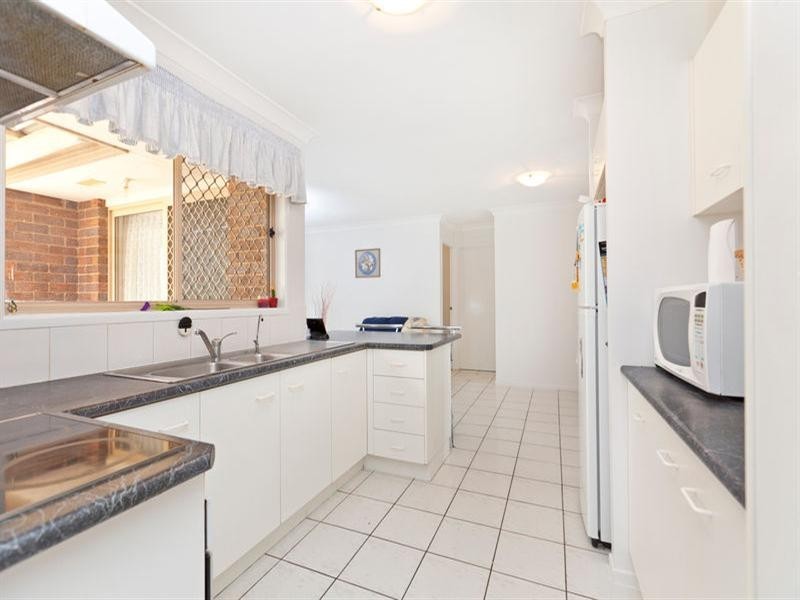 10 Constellation Way, Wynnum QLD 4178