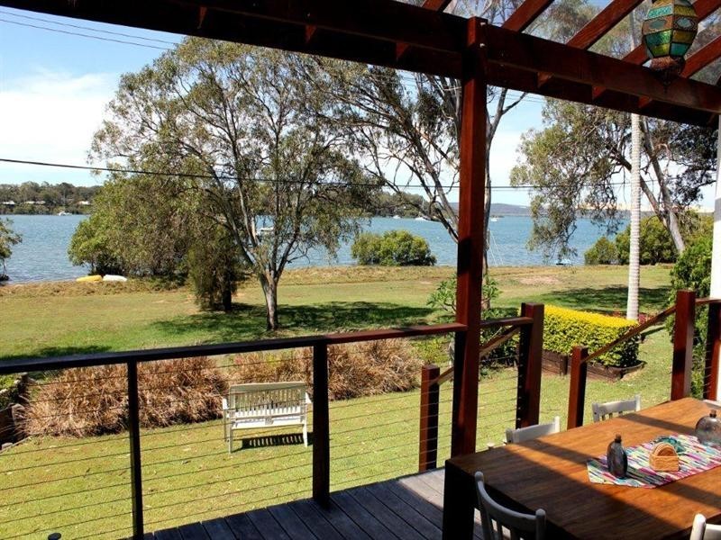 74 The Esplanade, Karragarra Island QLD 4184