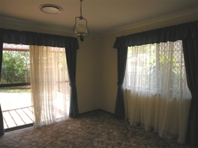 16 Sebastian Street, Manly West QLD 4179