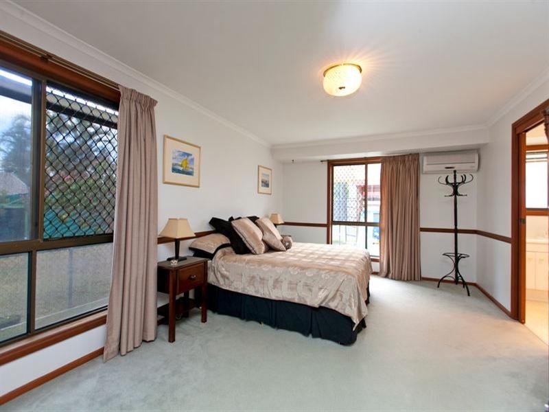 3 Rosier Street, Wynnum West QLD 4178