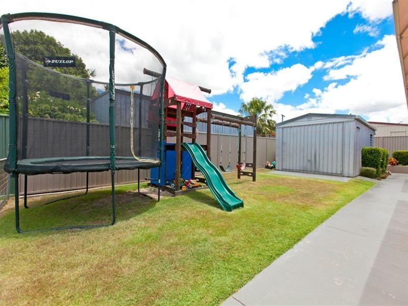 3 Rosier Street, Wynnum West QLD 4178