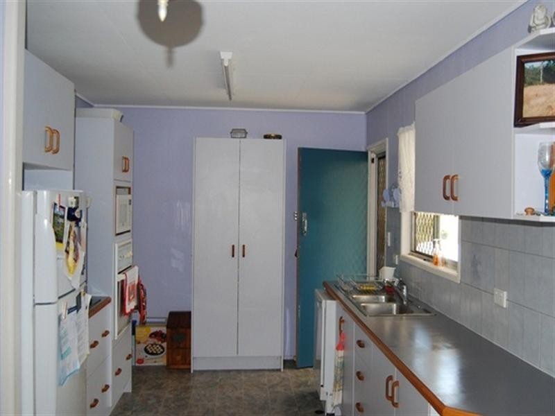 6 Tantani Street, Manly West QLD 4179