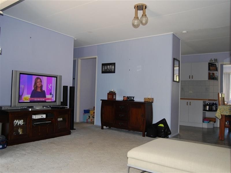 6 Tantani Street, Manly West QLD 4179