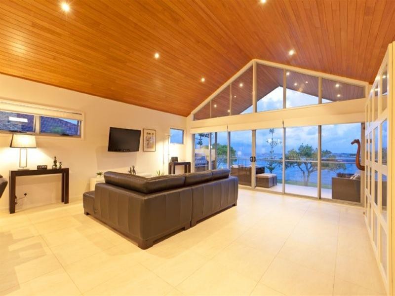 361 Esplanade, Manly QLD 4179