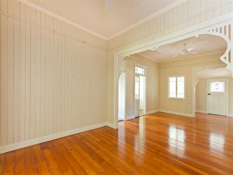 98 Preston Road, Manly West QLD 4179