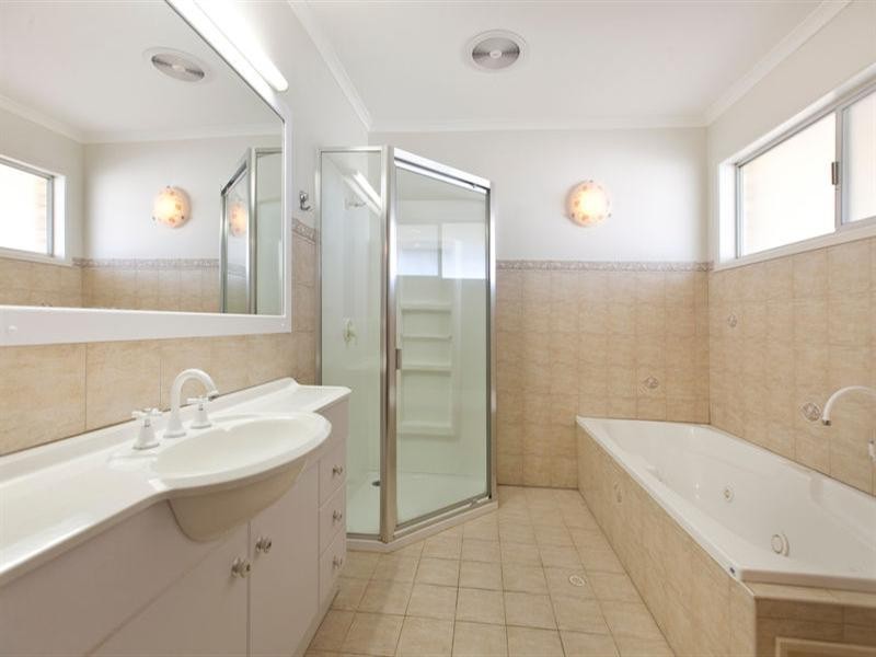 5 Christina Street, Wellington Point QLD 4160