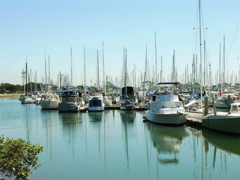 111 Ernest Street, Manly QLD 4179