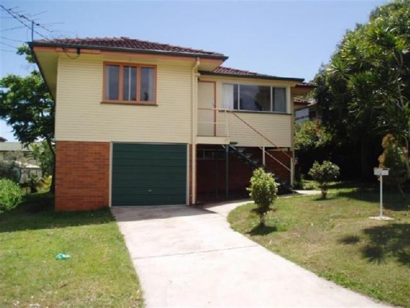 28 Talwong Street, Manly West QLD 4179