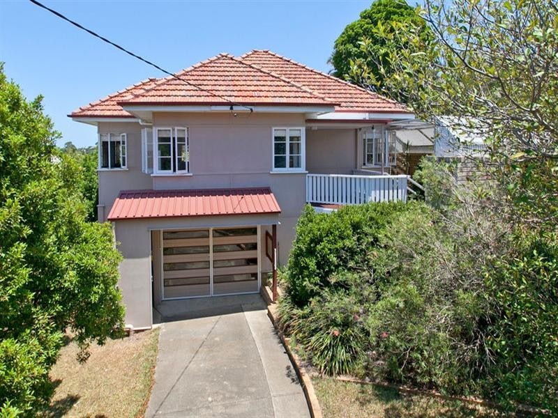 64 ALKOOMIE Street, Wynnum QLD 4178