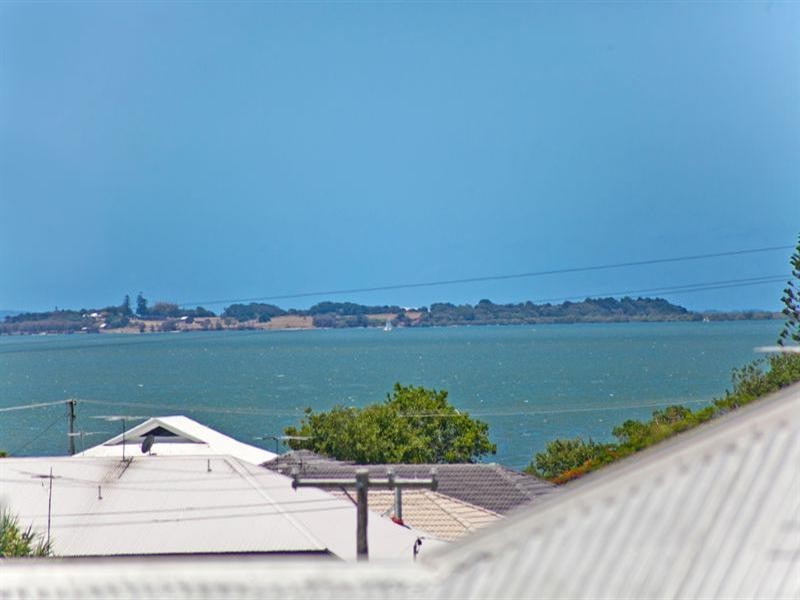 64 ALKOOMIE Street, Wynnum QLD 4178