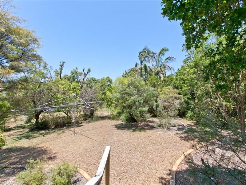 64 ALKOOMIE Street, Wynnum QLD 4178