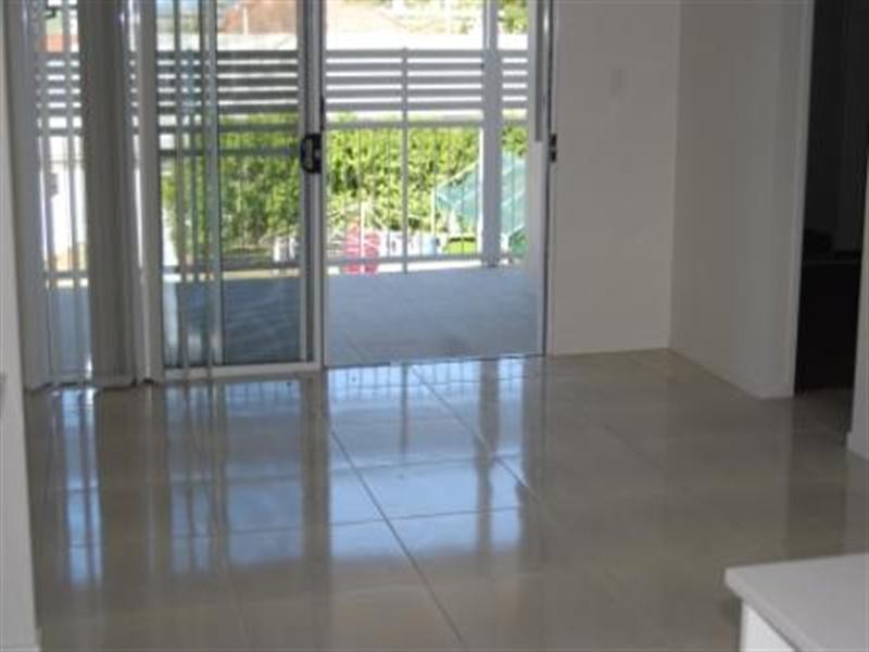 4/52 Dibar Street, Wynnum QLD 4178