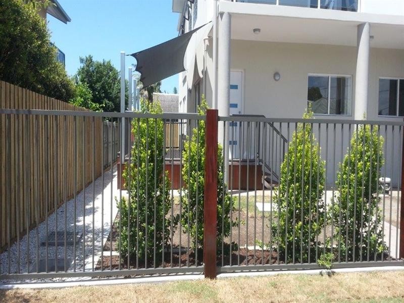 1/52 Dibar Street, Wynnum QLD 4178