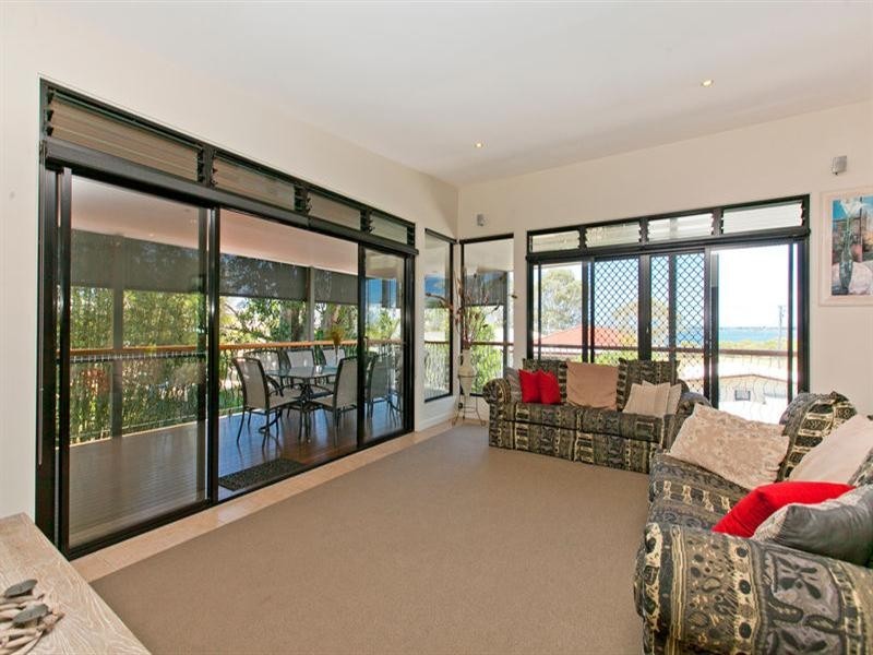 9 Outram Street, Lota QLD 4179