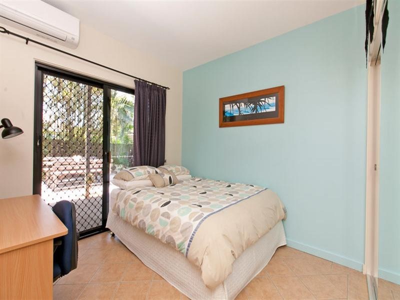 9 Outram Street, Lota QLD 4179